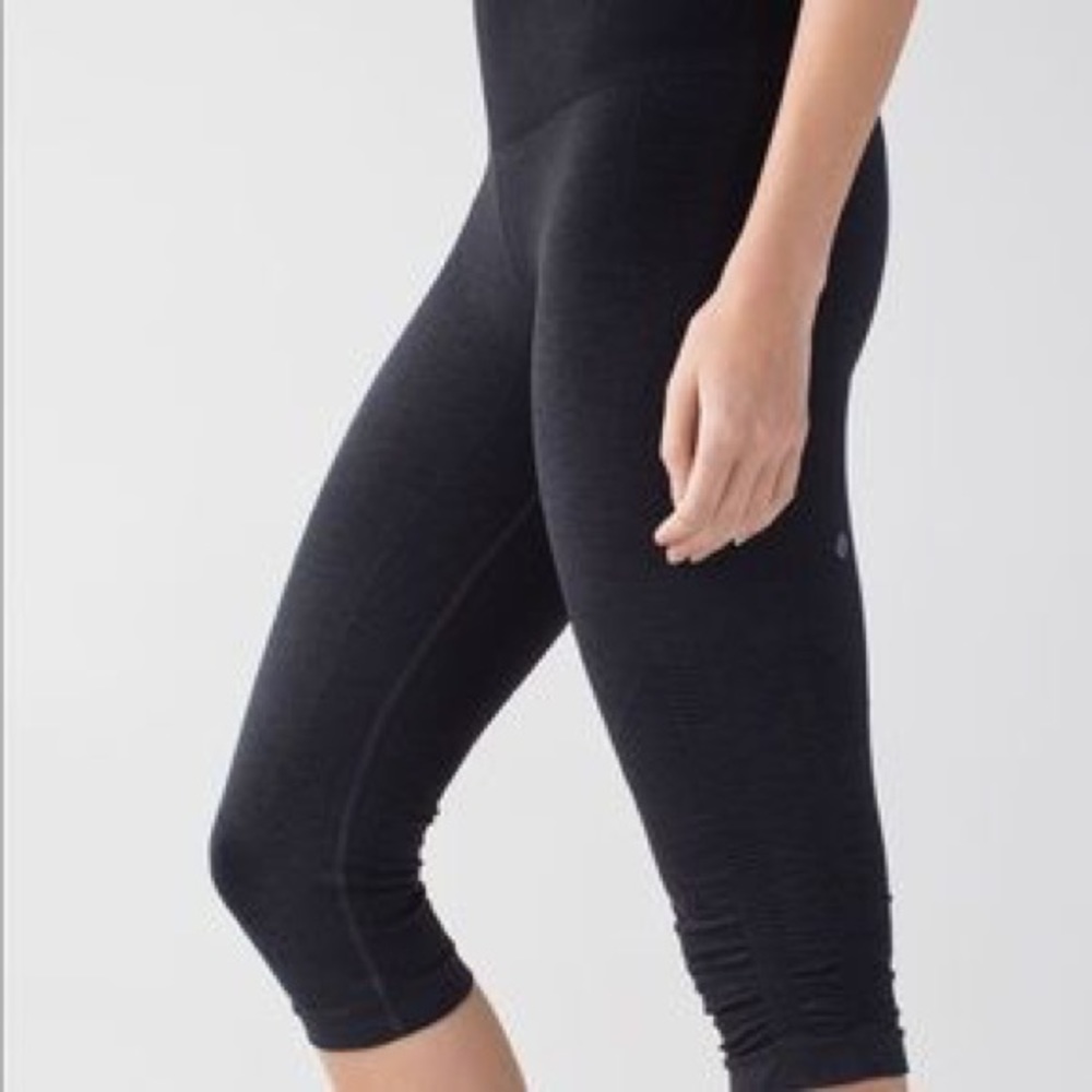 lululemon In The Flow Crop II